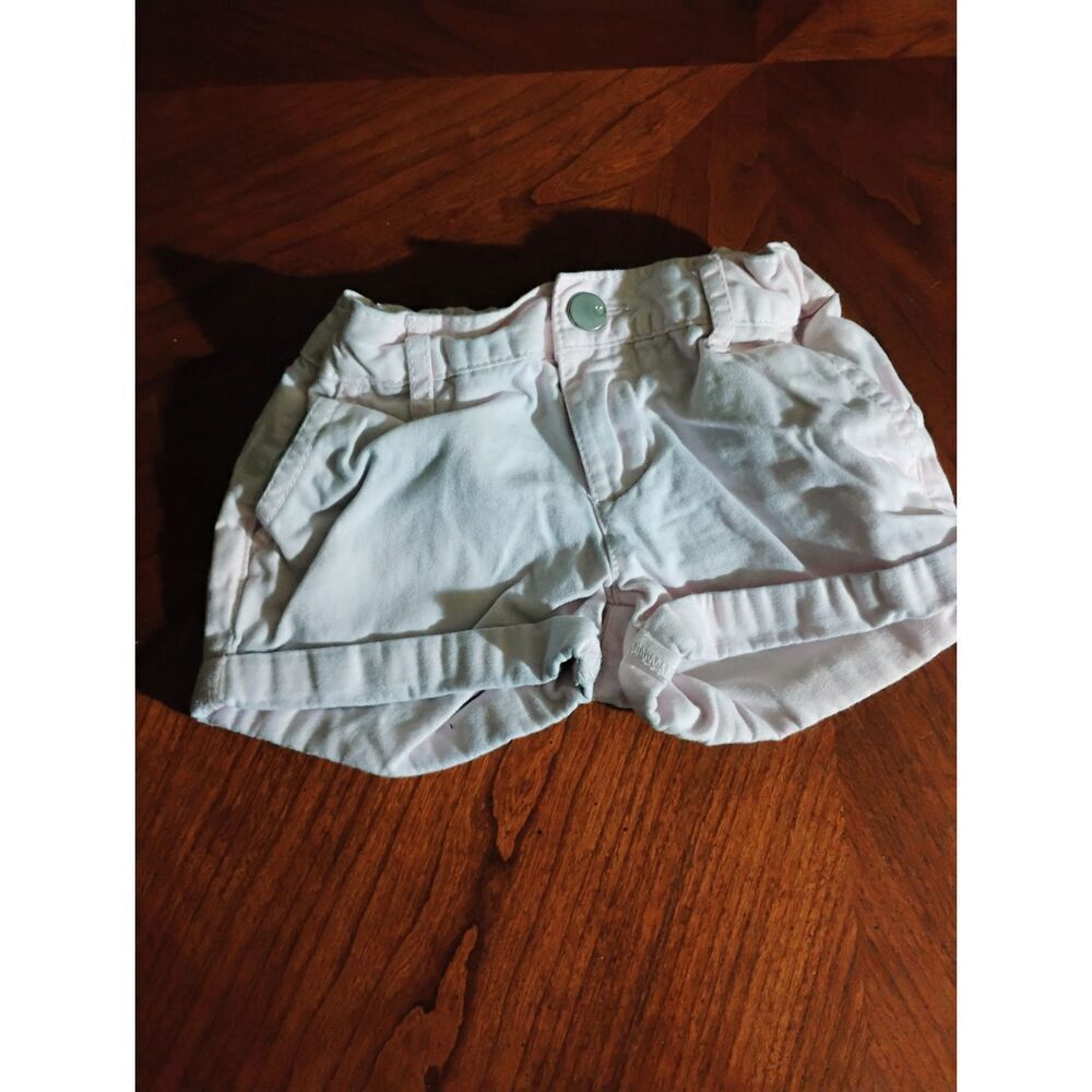 Place Brand baby shorts - Size: 5 months       (1137)